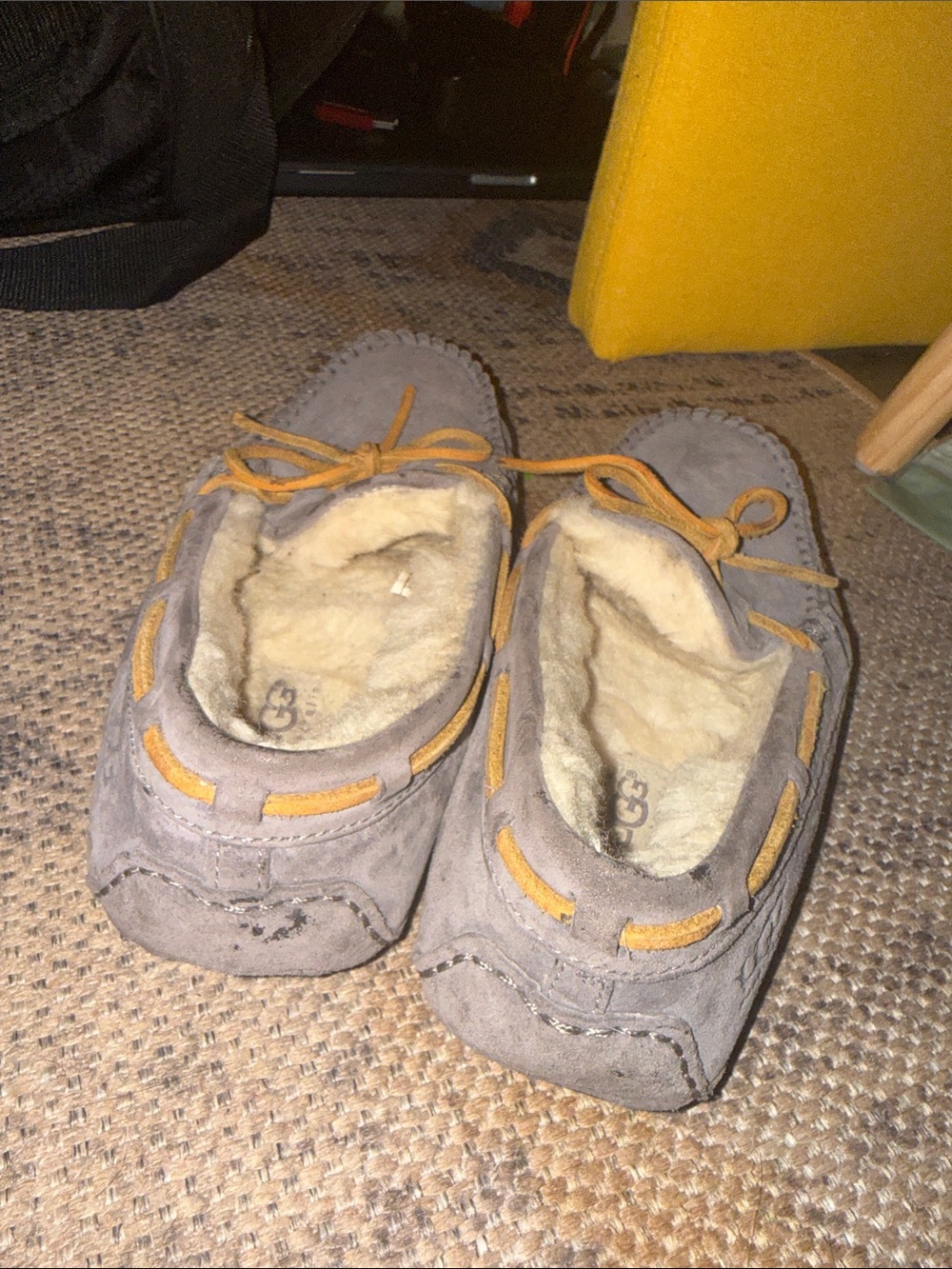 UGG Loafer - Picture 3 of 5